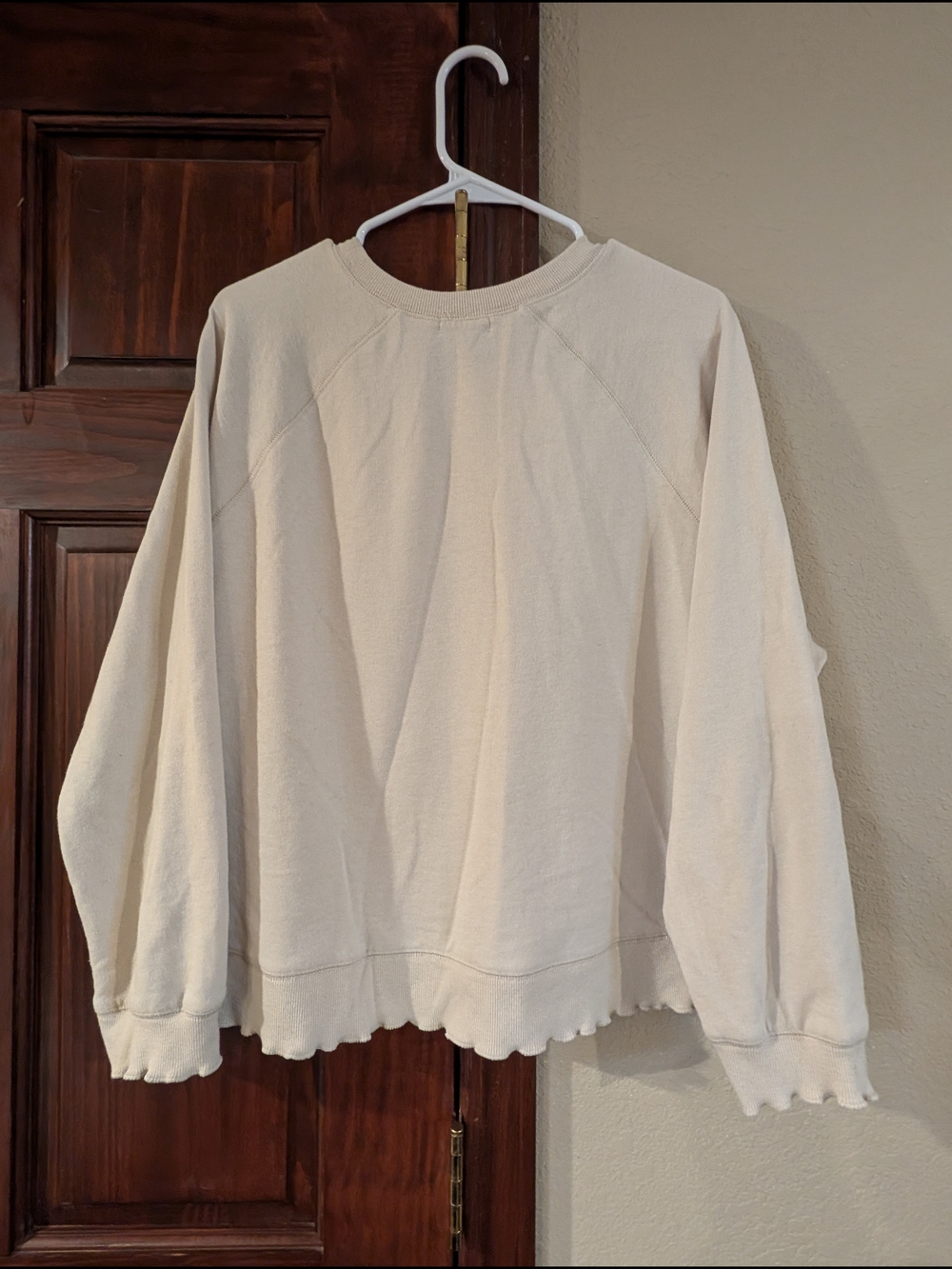 Dog Mom Graphic Crewneck Sweatshirt - Cream Oversized - Picture 4 of 5